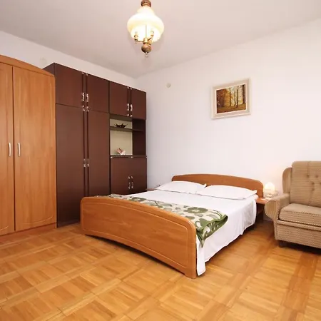 5728a Apartmán *