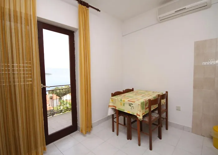 5728a Apartment *